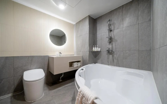 Hound Hotel Gijang-osiria