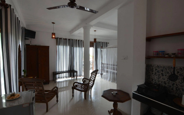 Sea View Beach Unawatuna Hotel