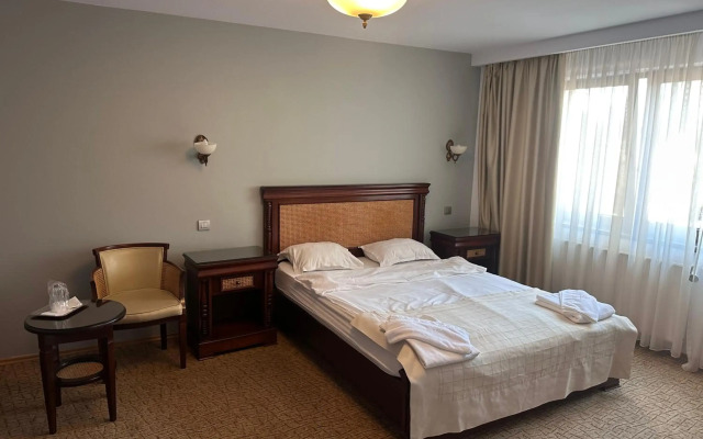 Hotel Bliss