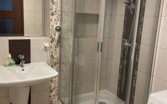 Luxury Apartments Just In Center