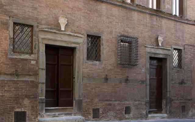 Palazzo Piccolomini