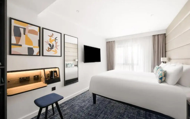 Signature London, The J Marylebone