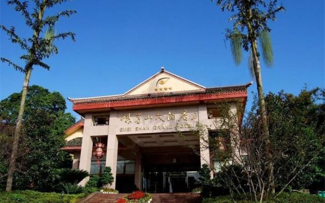Emeishan Grand Hotel