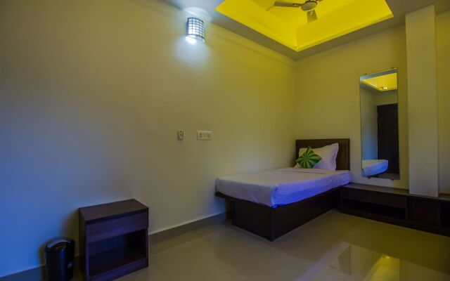 OYO 12686 Home Spacious 2BHK Varca Beach