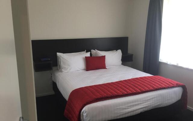 Rolleston Highway Motel