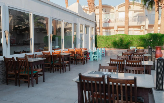 Royal Star Empire Beach Resort