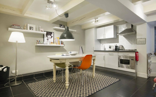 CoHo Suites