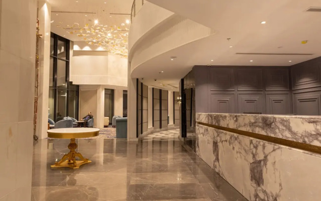 Five seasons Hotel & Spa