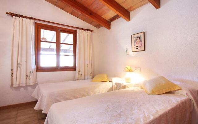 Villa - 3 Bedrooms with Pool - 103171