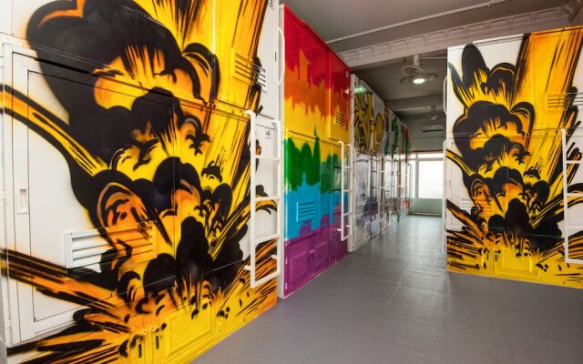 Eighty8 Backpackers - Hostel