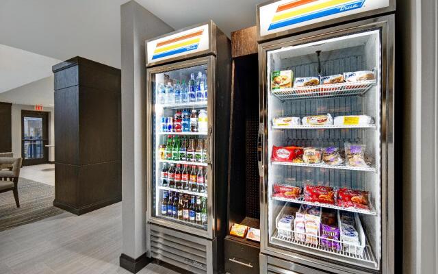 Staybridge Suites Sterling Heights - Detroit by IHG