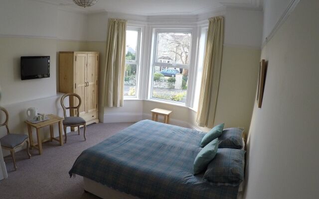 Heatherleigh Bed & Breakfast