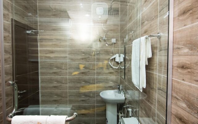 Marchforte Courtyard Hotels & Suites