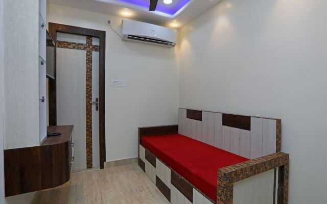 Oyo 11422 Green Edge Regency