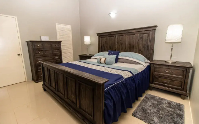 Serenity Retreat Villa Drax Hall