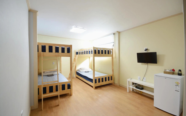 Sunny Hill Hostel Hongdae