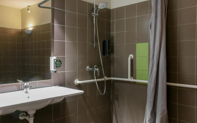 B&B HOTEL Aubagne Gémenos