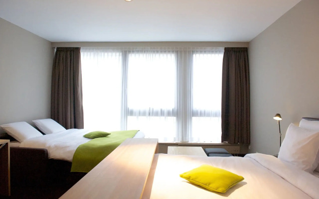 9 Hotel Chelton