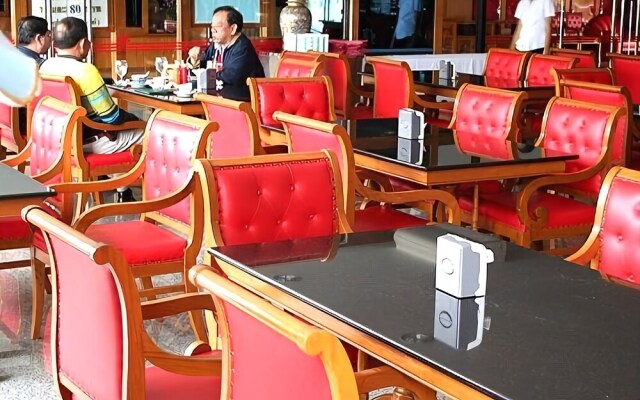 Chateau Chiangmai Hotel