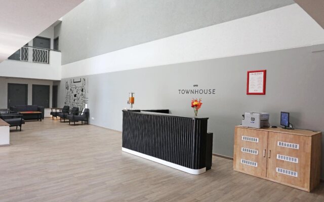 Oyo Townhouse 027 Sector 15 Gurgaon