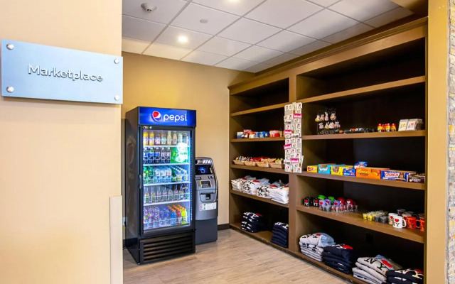 Comfort Suites Fishkill near Interstate 84