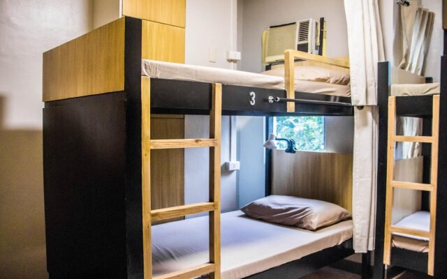 Bunks Hostel