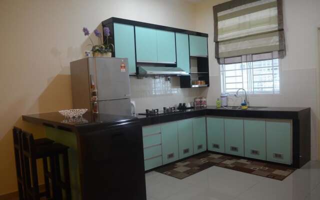 Achutra Guesthouse