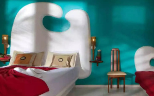 MilkyWay Hotel