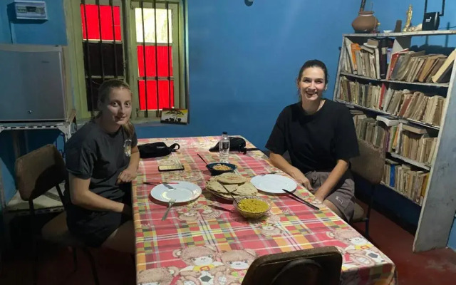 Catch the Ella Train Hostel
