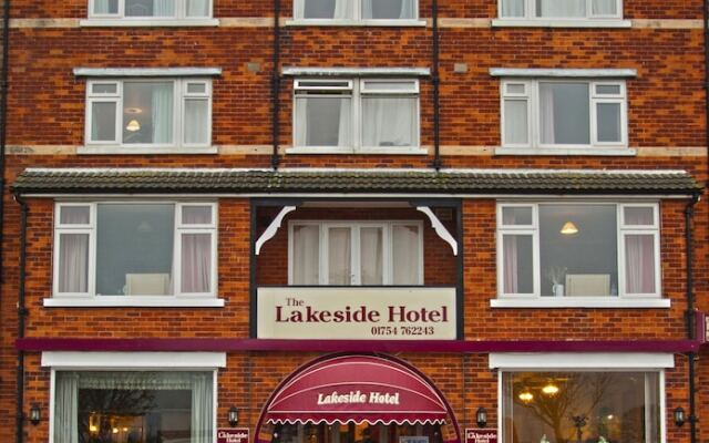 Lakeside Hotel