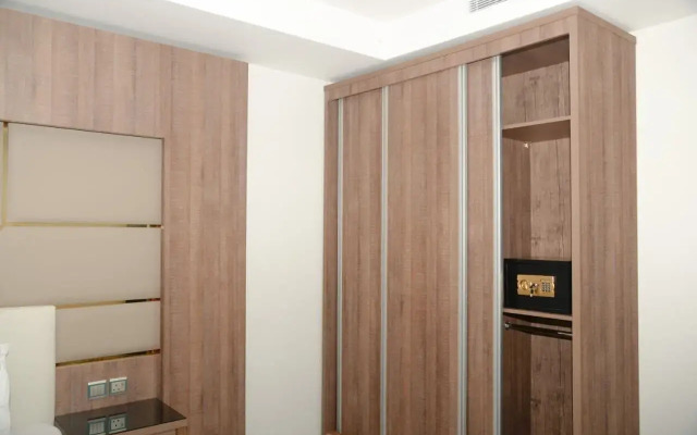 Mora hotel