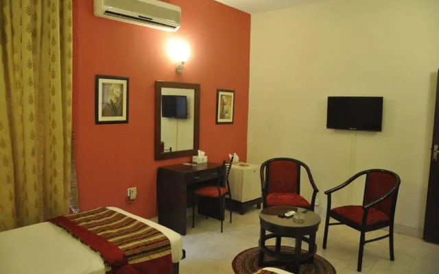 Herfa Inn Lahore