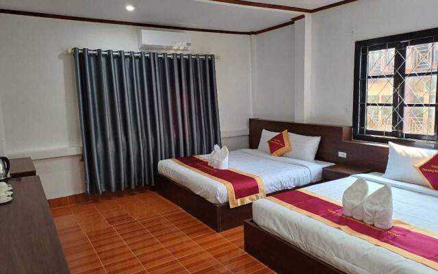 Vang Vieng Charming Boutique Hotel