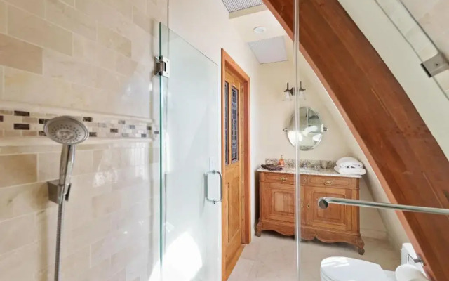 European Elegance by the Sea