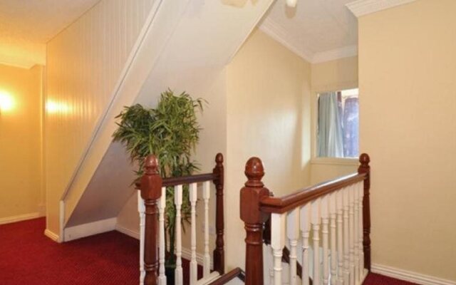 Lynfield Guest House