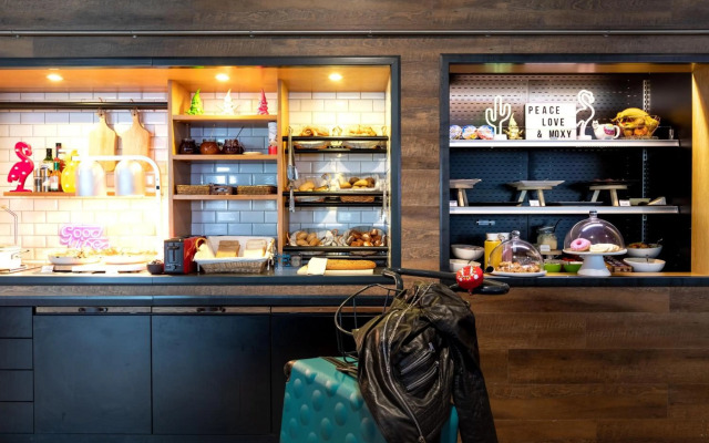 MOXY Frankfurt Eschborn