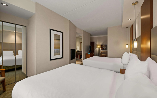 Best Western Plus Orangeville Inn & Suites