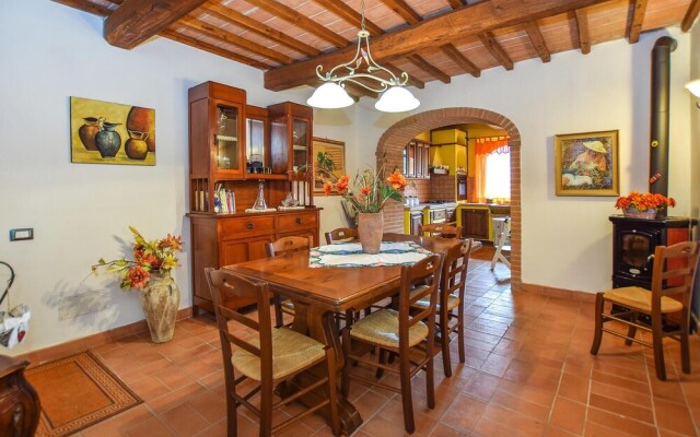 Awesome Home in Santa Restituta With 6 Bedrooms, Wifi and Outdoor Swimming Pool