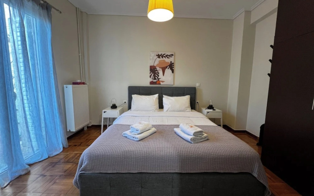Pnyka Apartment 1