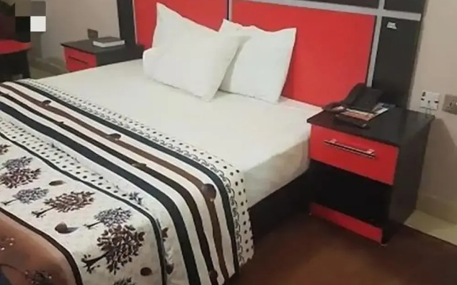 Delve Hotel and Suites