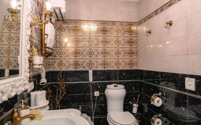 Russkiy Dvorik Boutique Hotel