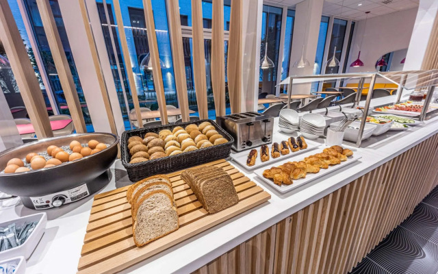 Prize by Radisson, Antwerp City