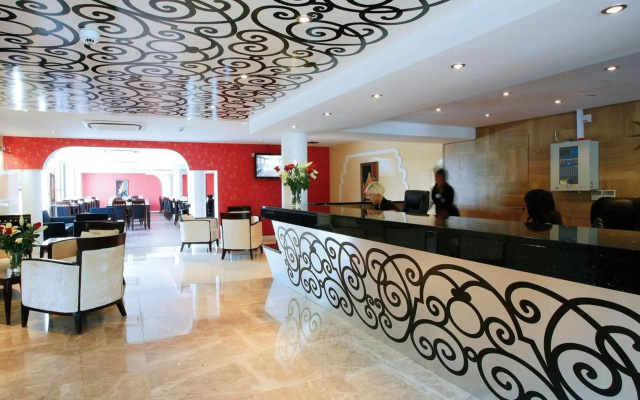 Ramada by Wyndham Oldbury Birmingham