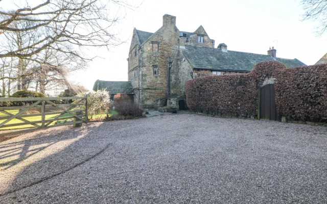 Old Manor House