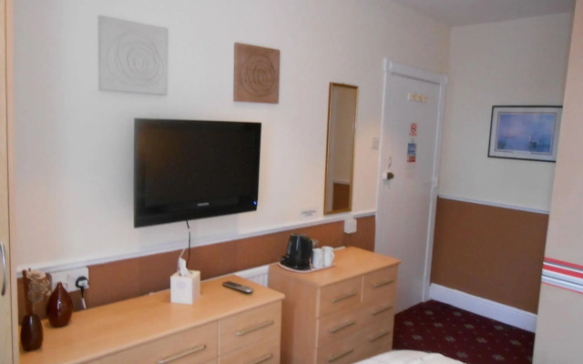 Shirley Heights Hotel