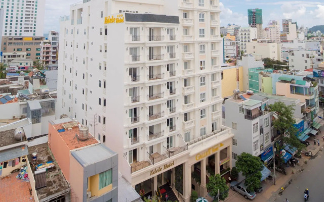 Edele Hotel
