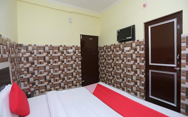 New Sundaram By OYO Rooms