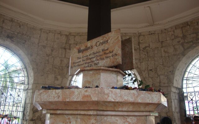Summit Circle Cebu