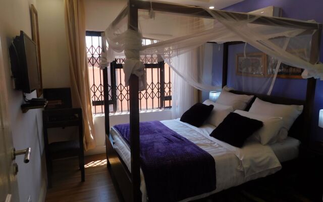 LivingSpace Lodge