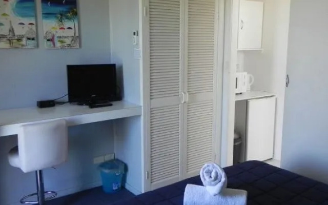 Leisure-Lee Holiday Apartments